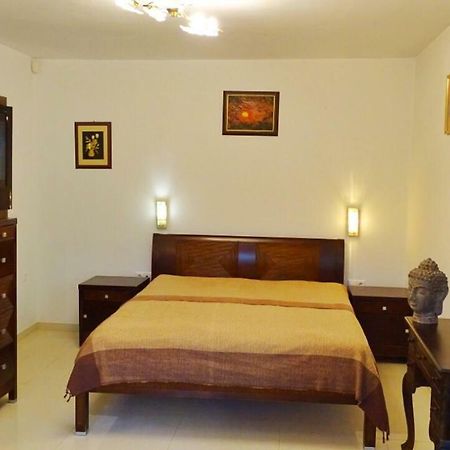Apartment Kafedral Varna Luaran gambar